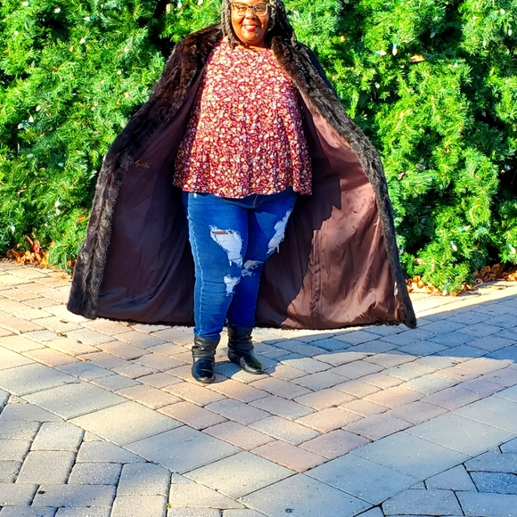 Plus size 3X Fur coat - Picture 1 of 5